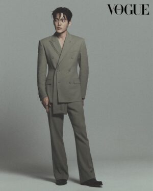 Kim Gun-woo Instagram - @voguekorea 🩵