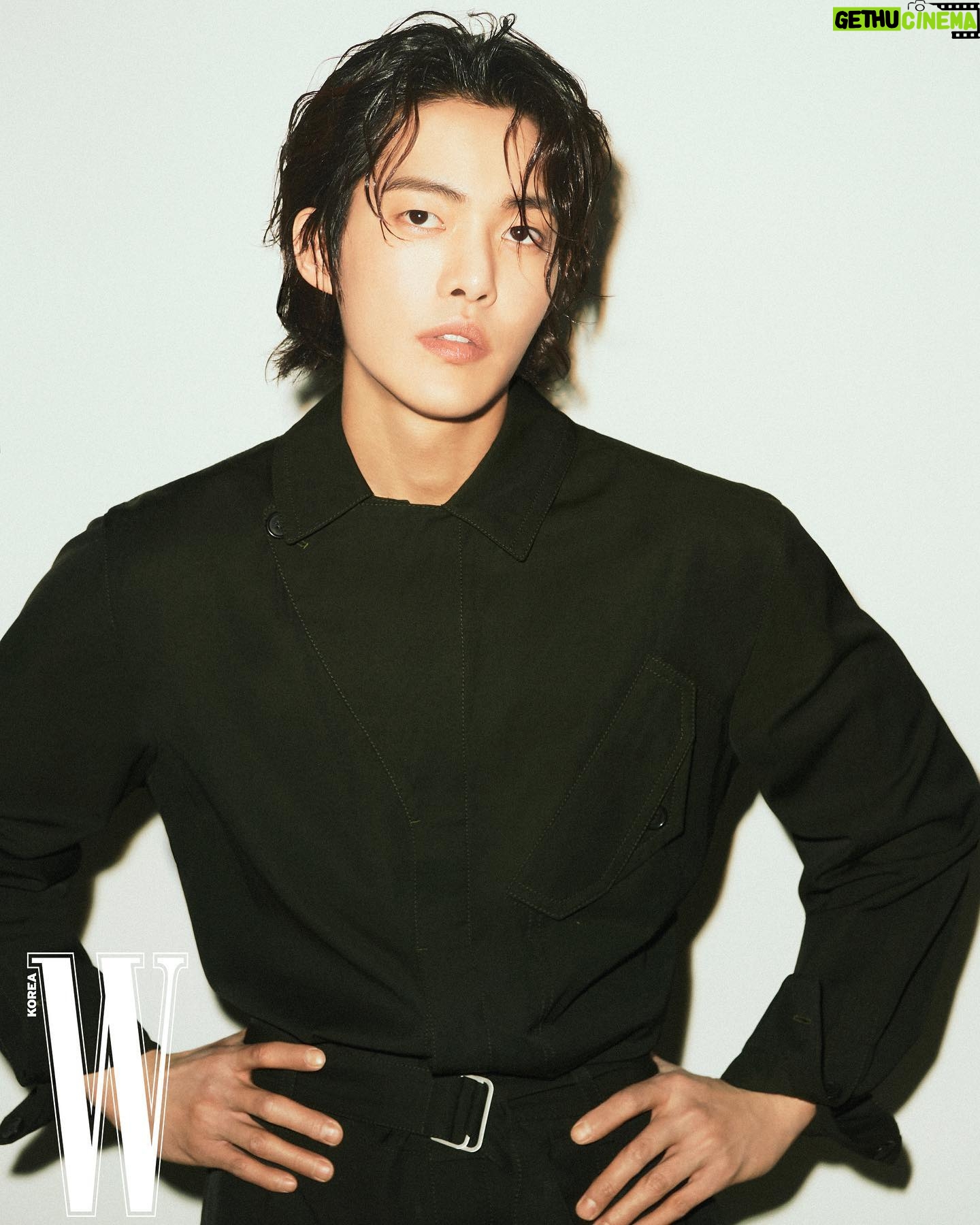Kim Gun-woo - 88.8K Likes - 내 사랑들 그리고 @wkorea ❤️