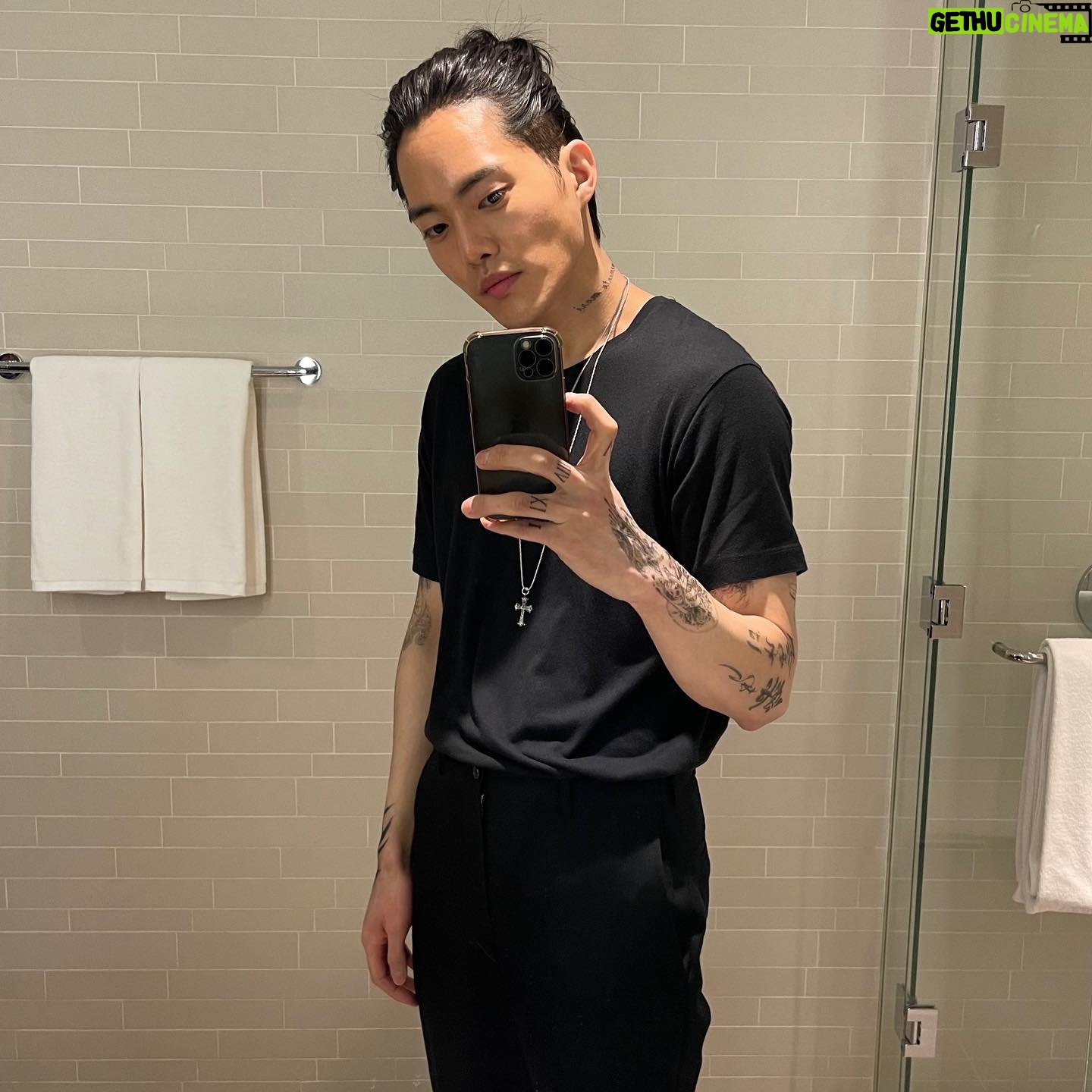 Kim Gun-woo - 35.6K Likes - Vroom vroom 🏍️
