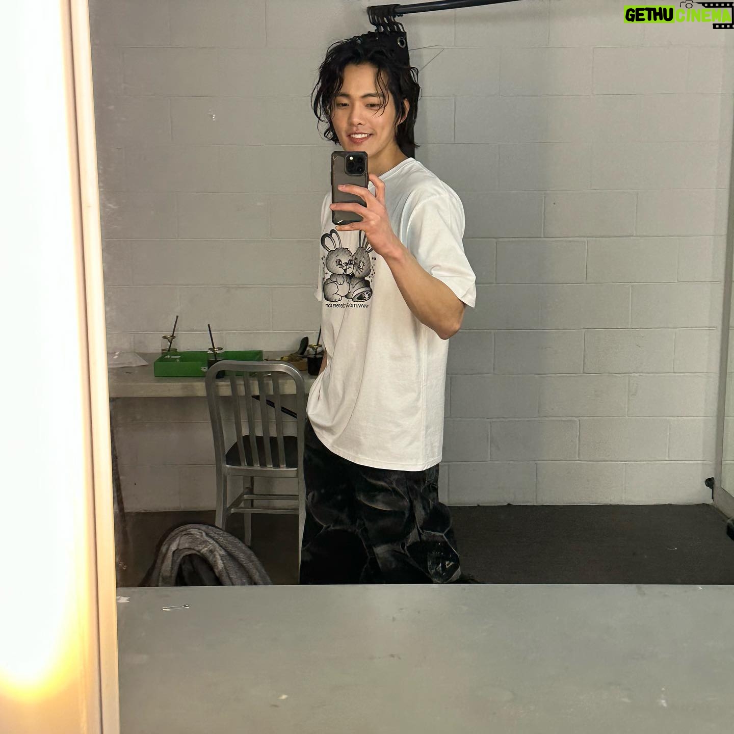 Kim Gun-woo - 77.4K Likes - hand명오✅😙😄