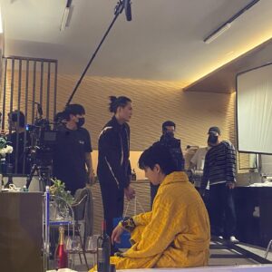 Kim Gun-woo Instagram - 더 글로리 재밌다😝
⠀
⠀
⠀
#theglory #netflix