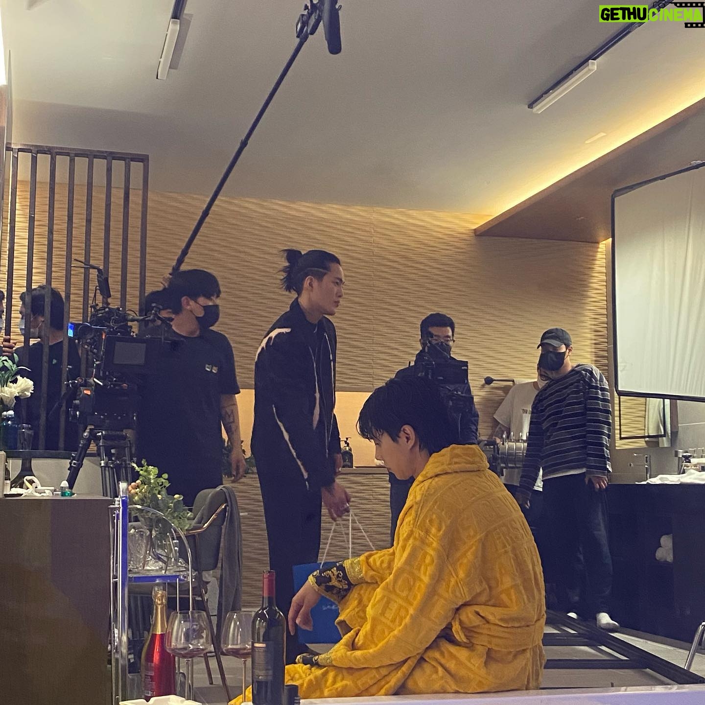 Kim Gun-woo - 35.2K Likes - 더 글로리 재밌다😝
⠀
⠀
⠀
#theglory #netflix