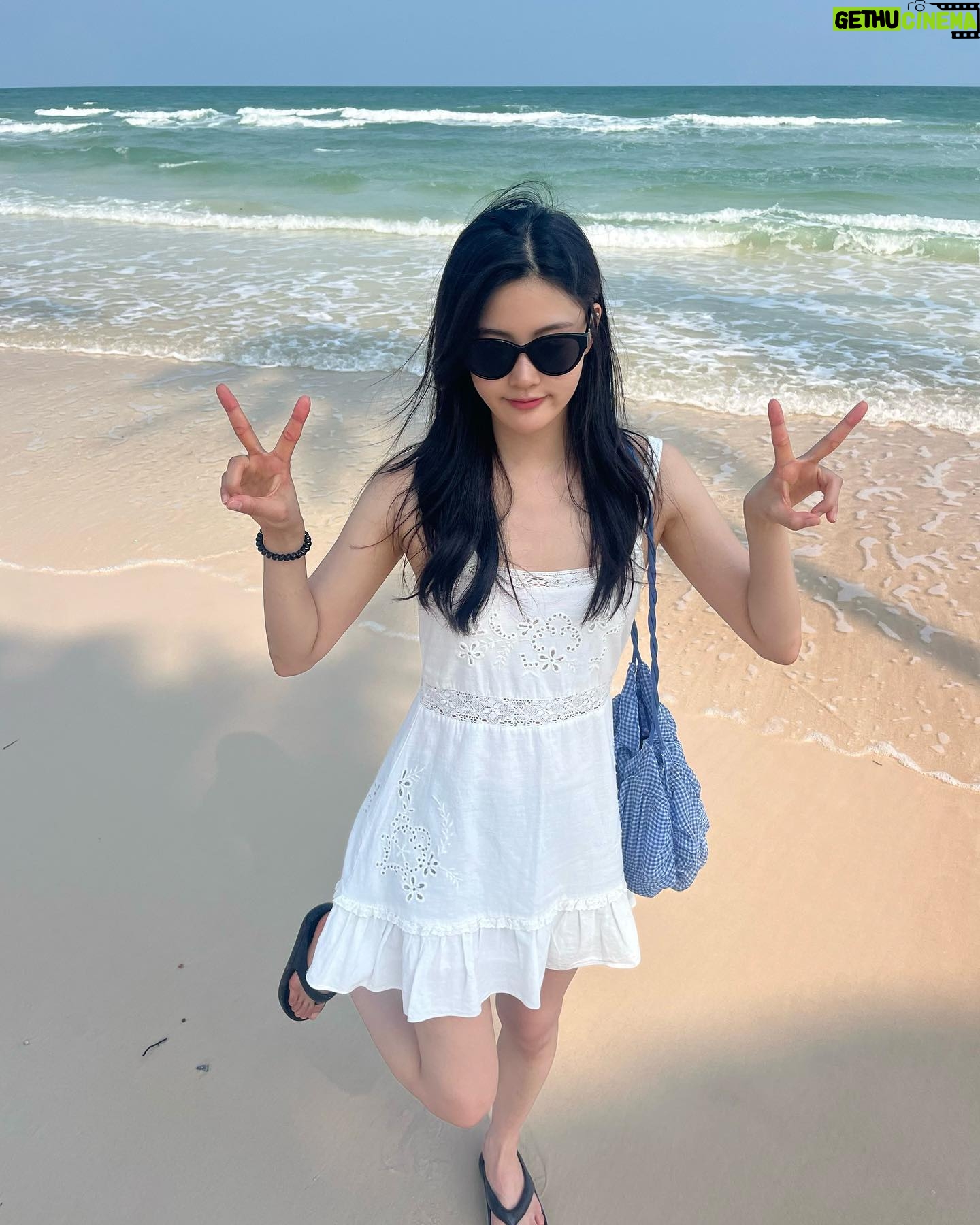 Kim Gyu-yeon - 3 Likes - 뒤죽박죽 사오 비치🤍