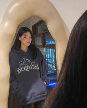 Kim Gyu-yeon Instagram - 잼민이✌🏻
#라티젠 #LARTIGENT