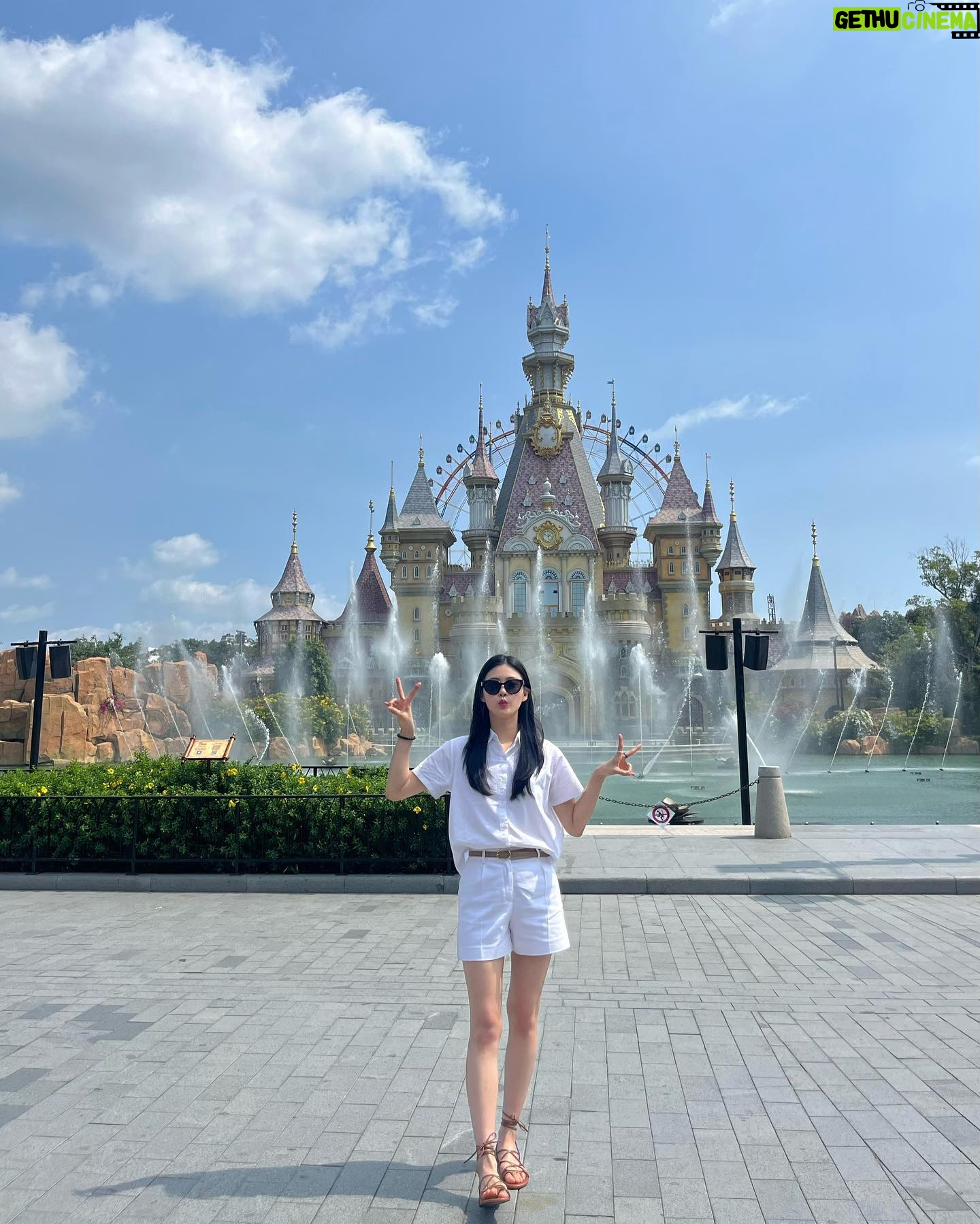 Kim Gyu-yeon - 3 Likes - 🇻🇳