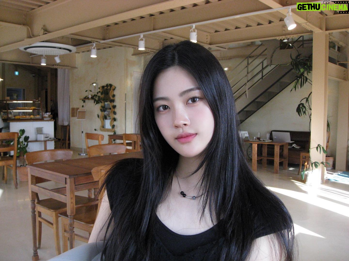 Kim Gyu-yeon - 3 Likes - 🌸