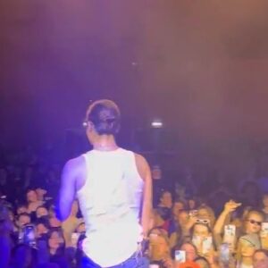 Kim Ha-on Instagram - Berlin LEBT 🇩🇪
🗣️🗣️🗣️ 
Y’all make me not wanna take a flight fr 
much love 😶‍🌫️
