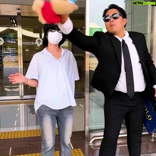 Kim Hae-jun - 18.4K Likes - k-보디가드 설렘모먼트
How K-Bodyguard protect their Vip
#보디가드 #아이돌 #kpop