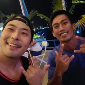 Kim Hae-jun Instagram - .
세부로 떠난
모창가수의길.

#세부 #옥태견 #모창가수의길