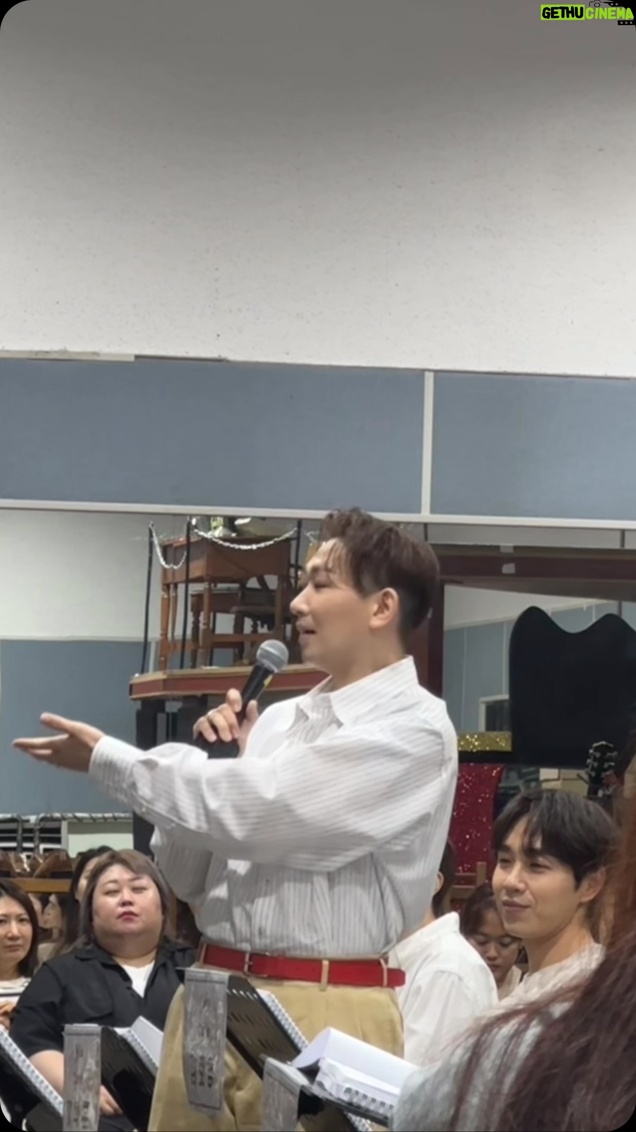 Kim Ho-young - 2.3K Likes -