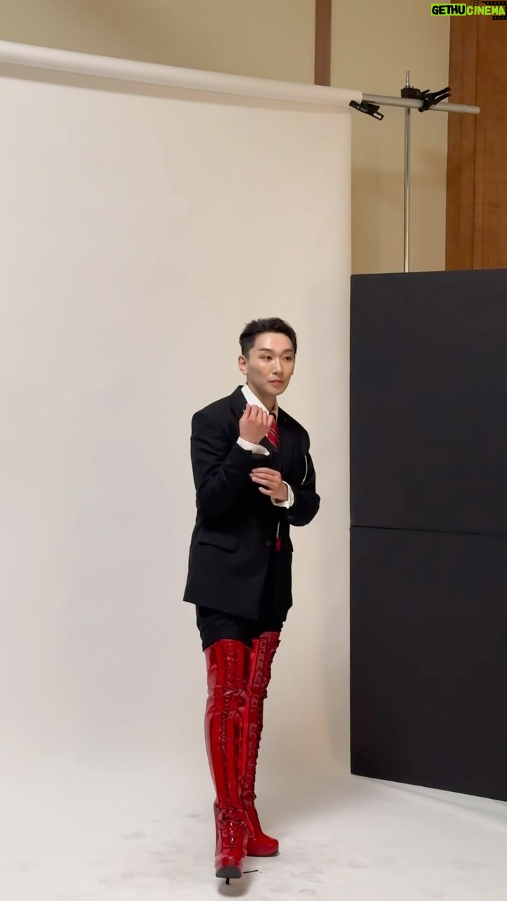 Kim Ho-young - 5.6K Likes - 기대하라! #킹키하라 ♥️🌹 #kinkyboots ❤️