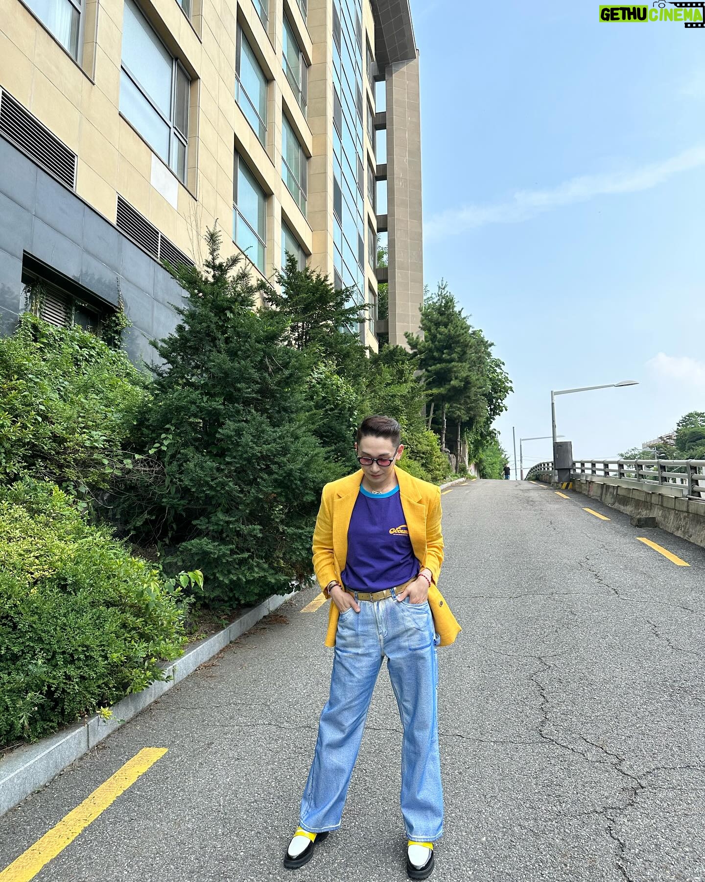 Kim Ho-young - 3.7K Likes - 호이팅! 해.야.지! 💜💛