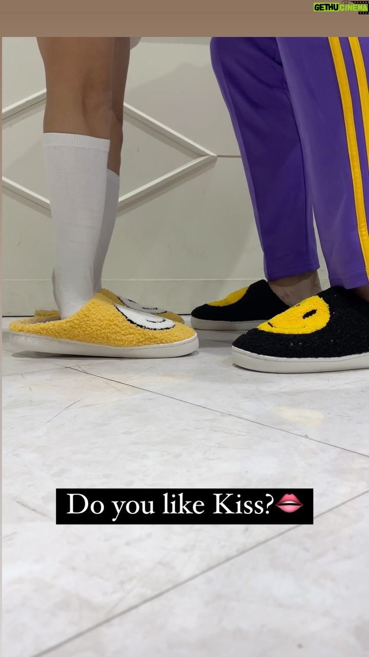 Kim Hwan - 1.5K Likes - 👄🫦💋👄🫦💋👄🫦💋
#reels#reelsinstagram#릴스#환타스틱
