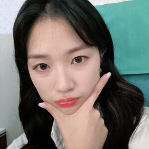 Kim Hye-yoon Instagram - 🌴🏝️🌊