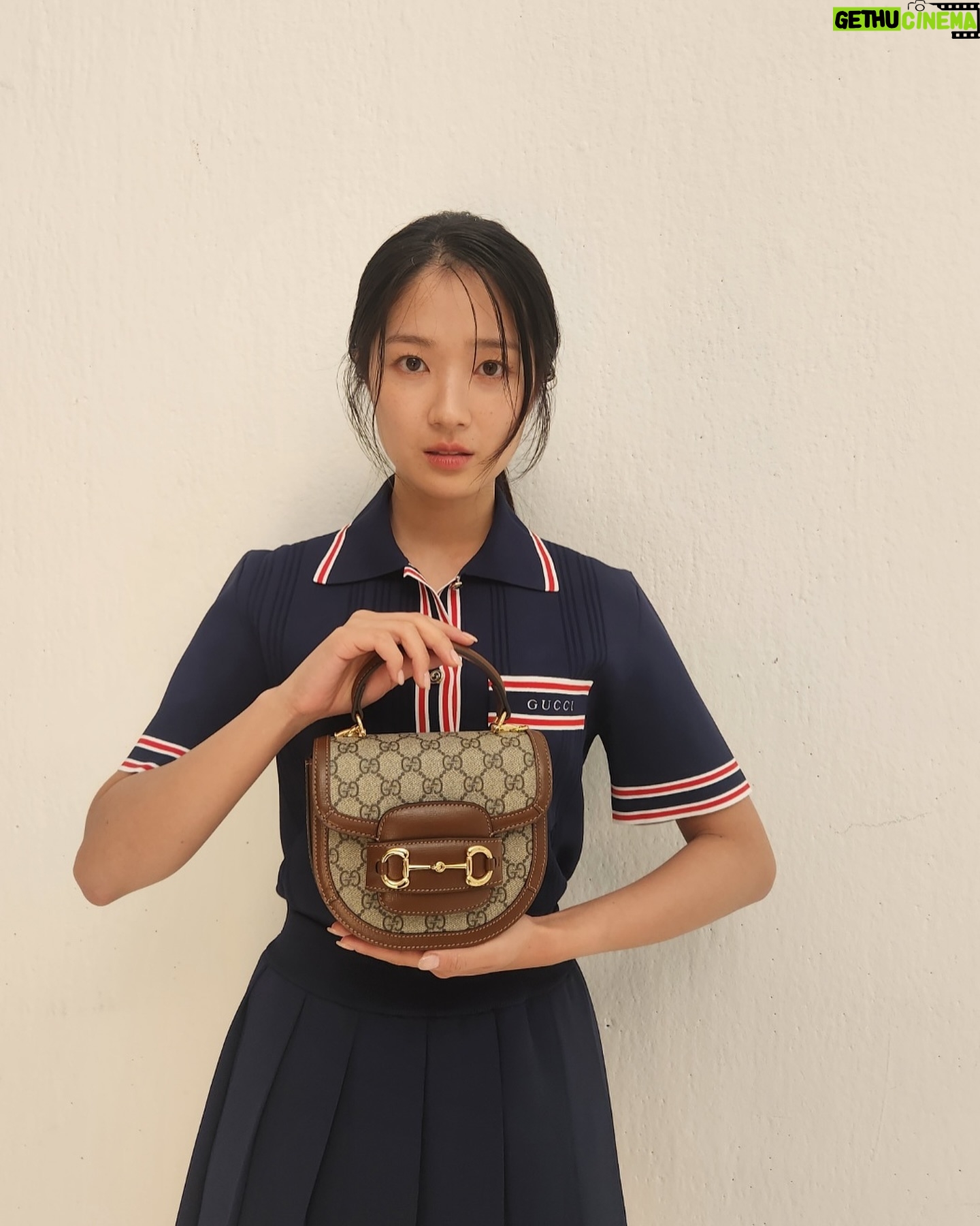Kim Hye-yoon - 1.1 Million Likes - #ad @gucci #GucciHorsebit1955 #구찌홀스빗1955