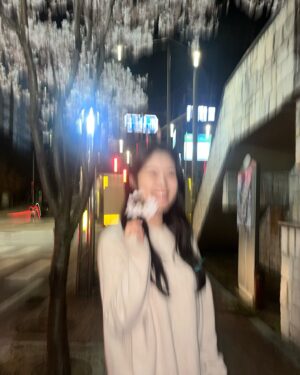Kim Hye-yoon Instagram - 인생의 한 부분을 임솔이라는 이름으로 살아봐서 너무 행복했고 감사했습니다🫶🏻 흘린 눈물만큼 앞으로는 앞으로 더 혜피하길 바랄게 솔아 너에게 많이 배우고 덕분에 행복했어 어딘가에서 항상 웃으며 좋은일만 가득하길 바랄게🥰 수범 여러분 선재업고튀어 사랑해주셔서 임솔 사랑해주셔서 감사합니다❤️