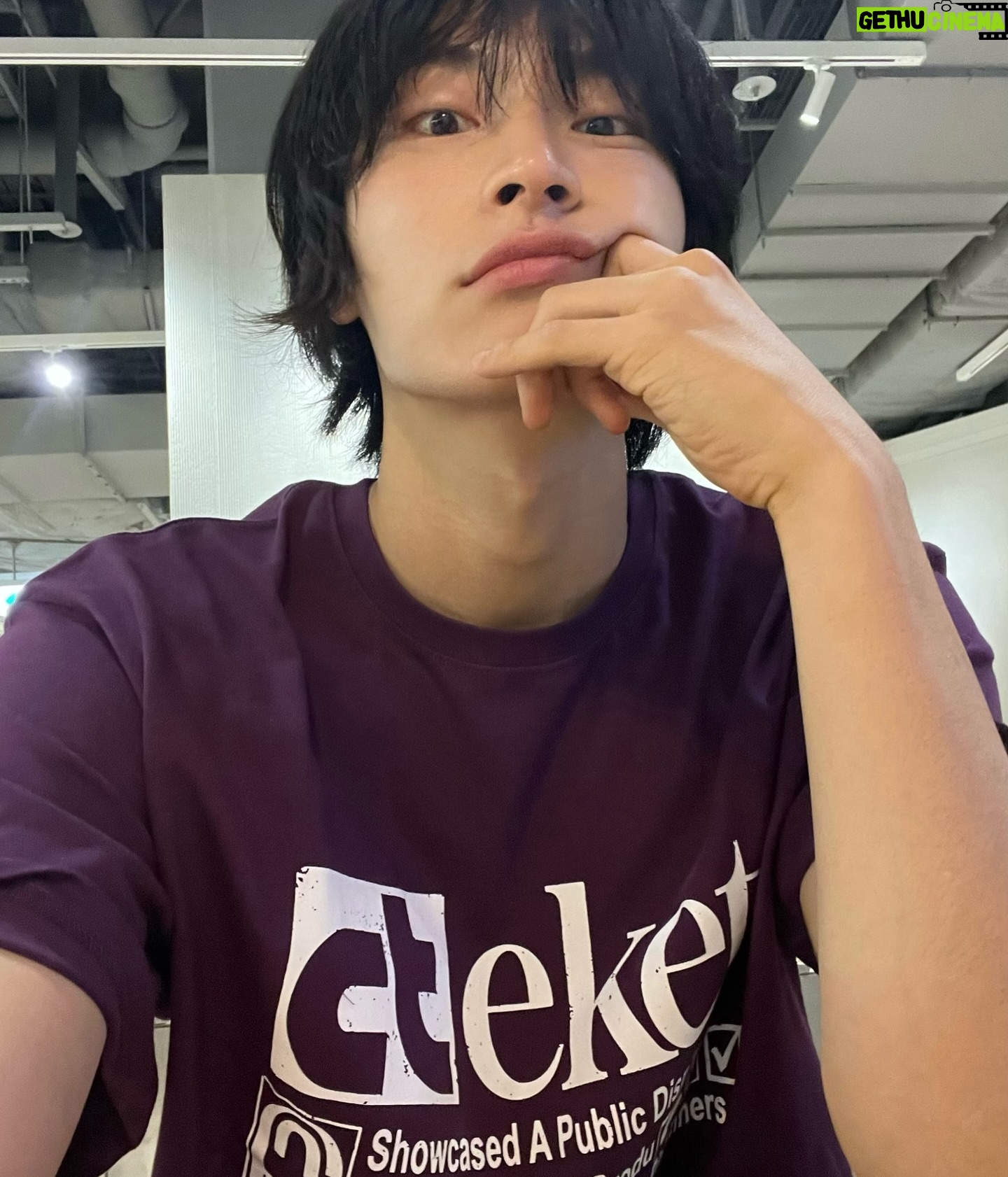 Kim Hyeon-jae - 9.6K Likes -