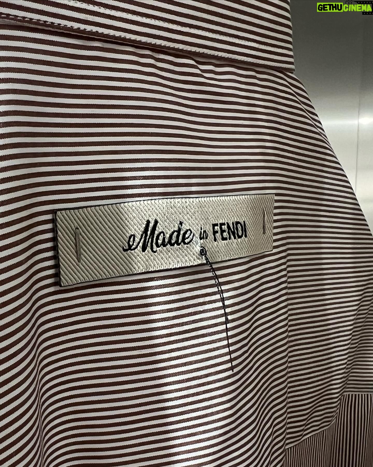 Kim Hyeon-jae - 7.4K Likes - #ź“ź³ @fendi š
ģ¤ķ 1주ė
ģ“ ė #ķė¼ģ“ķėģģø ģģ ģ§ķė āFENDI SS24
Collectionā ķė ģ¤ ķė ģ ķ
ģ“ģ
ģ ė¤ė
ģģµėė¤!
ģ“ė² ķėģģė ķ ģ¤ģ¹“ėģ ķź²½ģ ģ°ģģķ¤ė ģ»¬ė¬ ķė ķøģ Ready-to-wearė¶ķ°, ģ“ė² ģģ¦ ģė”ź² ģź°ķė ķėģ ģź·øėģ² ķ¼ģ¹“ė¶ ė°±ź³¼ ė°ģ¼ķø ė°±ź¹ģ§ ė§ėė³“ģ¤ ģ ģģµėė¤!
#fendi #FendiSS24
