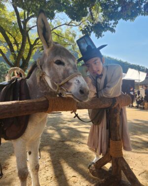 Kim Hyeon-mok Instagram - 우리 공주자가🩷
#혼례대첩