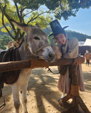 Kim Hyeon-mok Instagram - 우리 공주자가🩷
#혼례대첩
