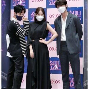 Kim Hyeon-mok Instagram - 어제 <쇼미더고스트> 시사회를 잘 마쳤습니다. 넵. 온갖 재롱을 다 부려봤습니다. 귀한 시간 내어 자리 해 주신 모든 관객분들께 진심으로 감사드립니다. 
9월 9일 대개봉!! 쇼미더고스트 많관부우🙇🏻👻🧡
#쇼미더고스트#김은경감독#한승연#홍승범#김현목