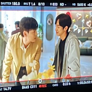 Kim Hyeon-mok Instagram - 월수금화목토 빠이
1.정한이 빠이🥲
2.해진이형 오기 전에 형 자리 한 번
3.내 번호 없는 형석이 자식(난 있음)
4.세상 젤 재밌는 정성호 선배님이랑 한 컷(유리에..)
5.오랜만에 경혜 만나서 꽃이랑 같이 찍어줌
6.천재 이승국 형님이랑 1년만에 재회샷
7.다솜이랑 샷(다솜이 혼자 다 준비함🥲)
8.감독님 제일 잘 나온 사진으로 픽
9.드라마에서 나 먹여 살려준 우리 해진이형이랑

끝나니까 또 그립네😔
#월수금화목토#빠이