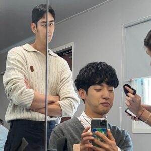 Kim Hyeon-mok Instagram - 원명아..알겠어..나 그냥 밥 좀 먹을게
#남과여#오늘#11시10분#채널A#넷플릭스
