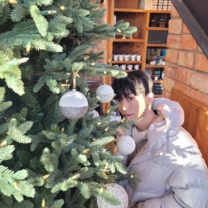 Kim Hyun Wook Instagram - 두군두군 미리크리스마스 🎄 🎅