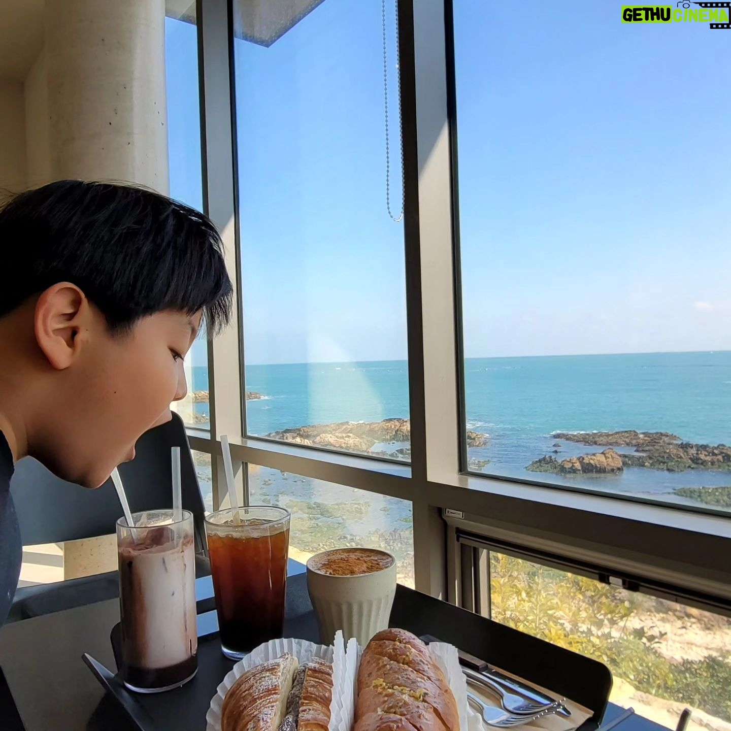 Kim Hyun-sook - 452 Likes - #며칠전#바다멍