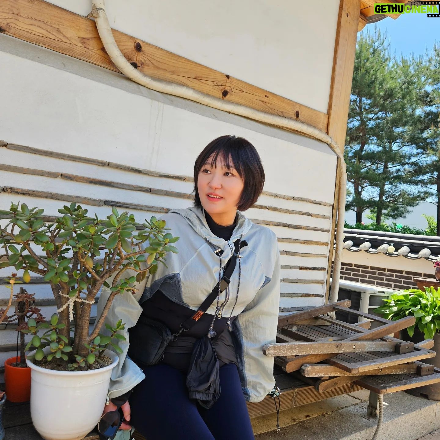Kim Hyun-sook - 480 Likes - #야외촬영