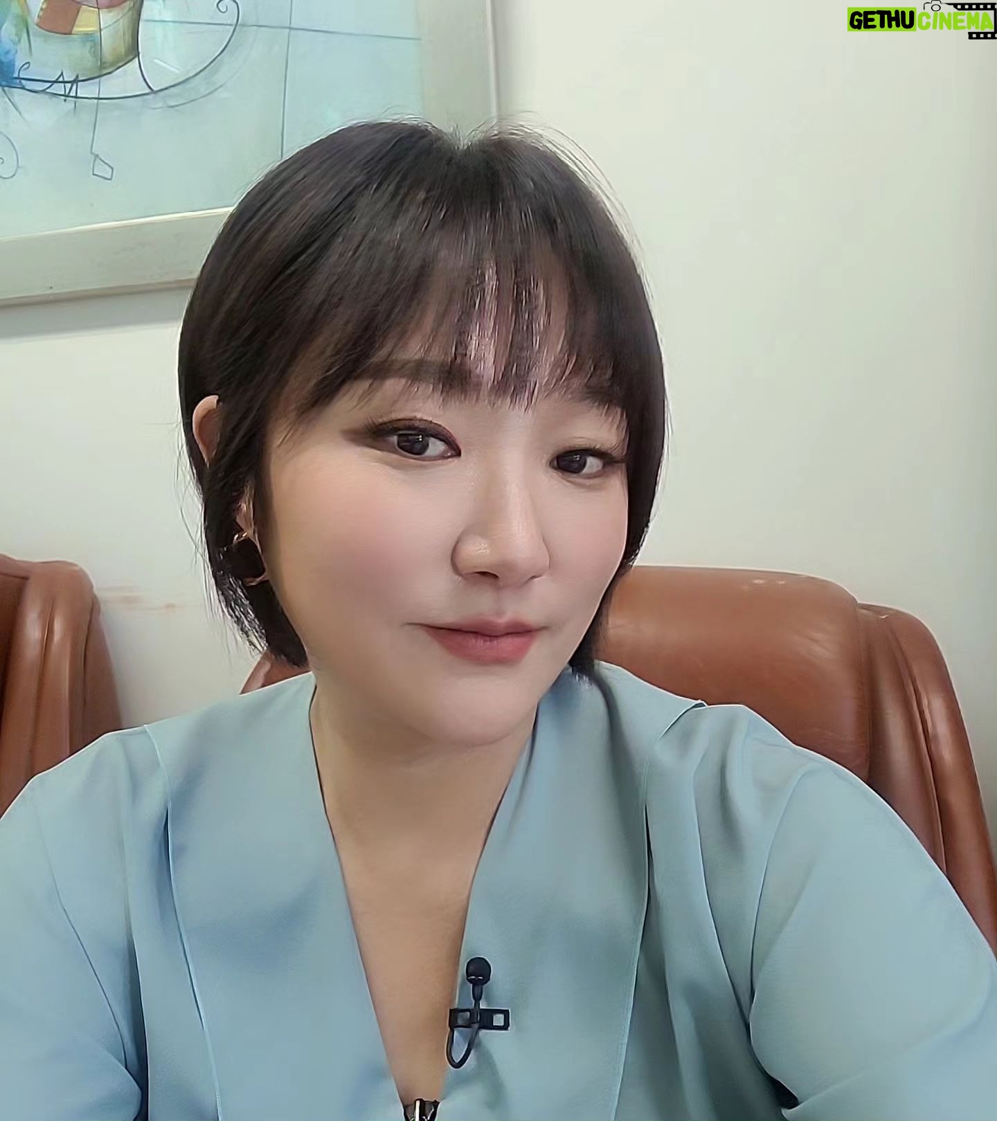 Kim Hyun-sook - 727 Likes - #왕창올리기#어제#촬영전