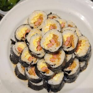 Kim Hyun-sook Instagram - #김밥집아님#밀양가족들과#대식가두분이계셔서#할부지와손자#11줄말음#ㅎ#엄마가좋아하시니#보람차구나