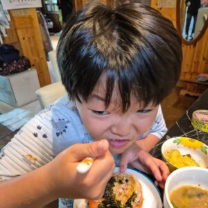 Kim Hyun-sook Instagram - #밀양밥상#울산의든든한팬께서#대게를보내주셔서#역쉬내아들#먹을줄알어#게딱지에밥비벼먹고#대게라면까지#밀양오면#내가요리사