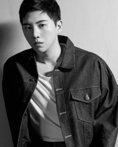 Kim Hyung-suk Most Liked Photos and Posts