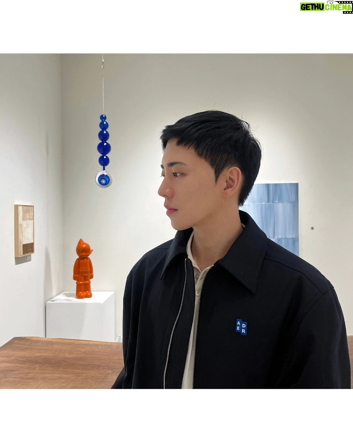 Kim Hyung-suk - 3 Likes - 블루아톰형제🔵