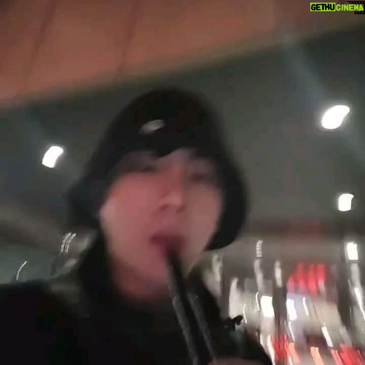 Kim Hyung-suk - 3 Likes - ė“ ģµģ 맄주ģ주 ź¹ź³¼ģź° ģøėøģ¼ė ėøģ ė¤ģ“ģ¤ė¤ė....šŗ
7Eleven and Costco
#TaoKaeNoiā #TaoKaeNoiKoreaā #ą¹ąøą¹ąø²ą¹ąøą¹ąøą¹ąøąø¢ā #SeaweedisTaoKaeNoiā