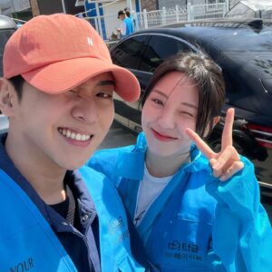 Kim Hyung-suk Instagram - 🐶🐕🦮🐕‍🦺🐩

#유어사이드 #안성평강공주보호소 #유어사이드봉사단 #터글 #헤이리본  #유기견 #유기견봉사 #사지말고입양하세요