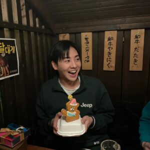 Kim Hyung-suk Instagram - H🎁B