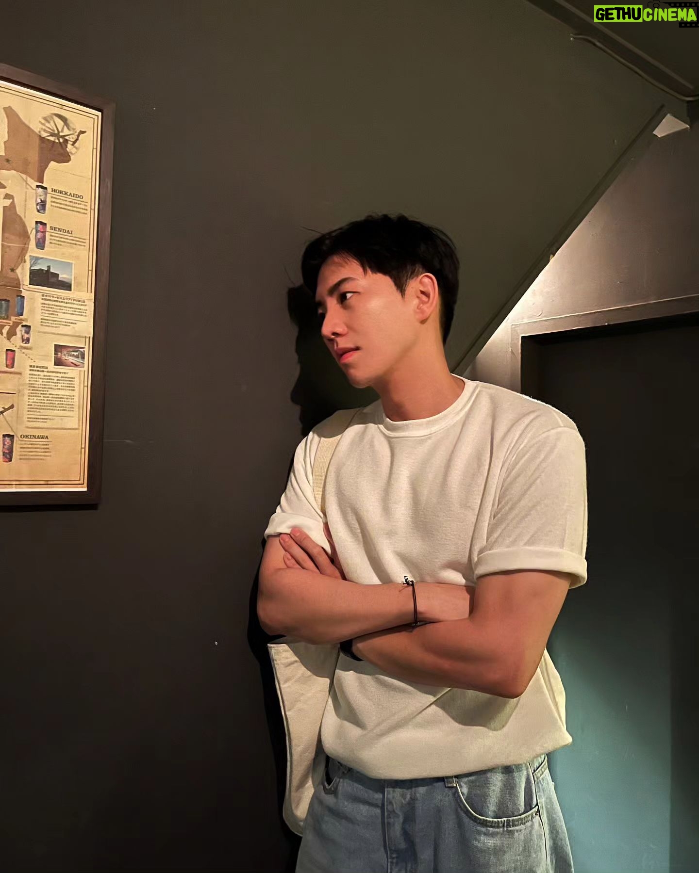 Kim Hyung-suk - 3 Likes - š
#ģ“ķķ¤ģ“ @cielo_seol