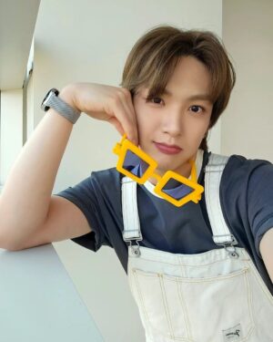 Kim Jae-hyun Instagram - iiok😀
.
.
.
#엔플라잉 #NFlying #김재현 #with #wonderwall #iiok #이번에 #예쁘게 #나온것같아서 #뿌듯하다 #히히