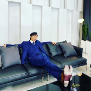Kim Jae-wook Instagram - 이 건물 내가 세운거야