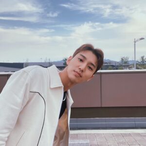 Kim Jae-yong Instagram - 안녕하세요 김재용입니다! 
다름이아니라 12월5일부터 제가 사회복무요원으로 복무하게 되었습니다 길지도 짧지도 않은 공백기동안 팬여러분들이 보고싶겠지만 추운날 감기조심하시고 저두 건강히 잘 다녀오겠습니다 많이 보고싶을거에요 빨리 다시 만나요 우리!!! 더욱 성장하는 배우 재용이가 되서 돌아오겠습니다☺️