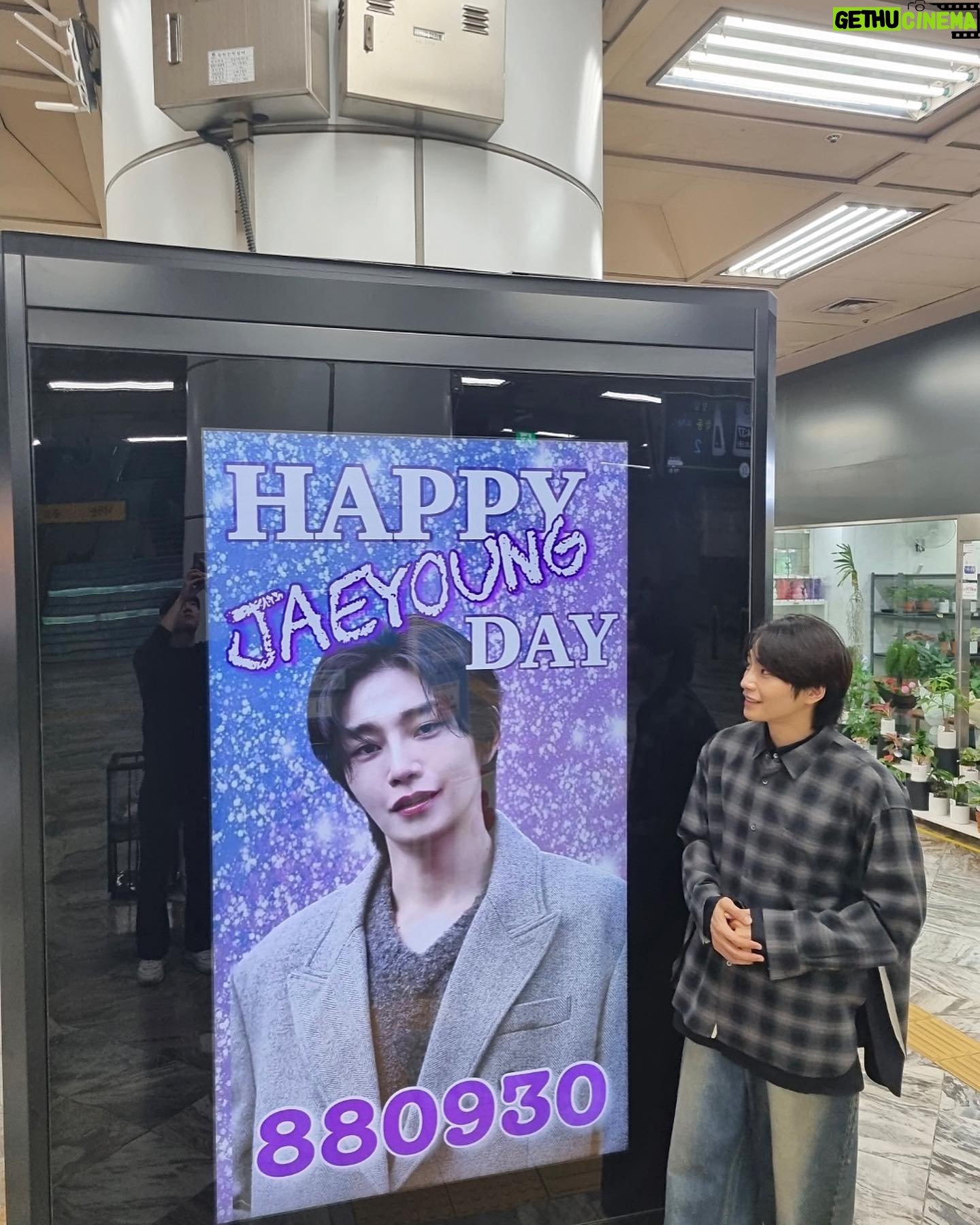 Kim Jae-young - 88.7K Likes - 감사합니다!!!^^🎂