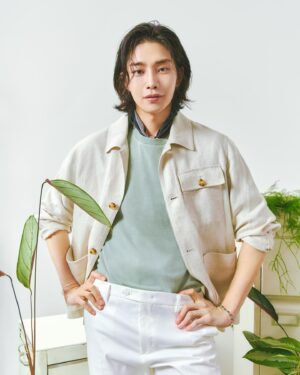 Kim Jae-young Instagram - 🤗
@sieg.official 
#SIEG #지이크 #ROMAN