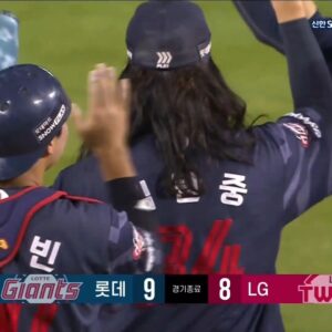 Kim Ji-hyun Instagram - 와...내일 못 이겨도 여한이 없...진 않겠지만...암튼 미친 엘롯라시코!!!!!! 롯데는 승리한다~~~!!!👏👏👏👏👏