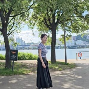 Kim Ji-min Instagram - 이렇게하면 걸어가는것처럼 캡쳐할수 있다던데...