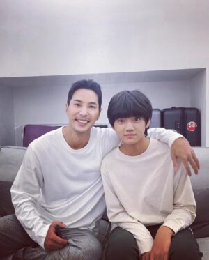 Kim Ji-seok Instagram - 우리는 표정 父子 👨‍👦❣️