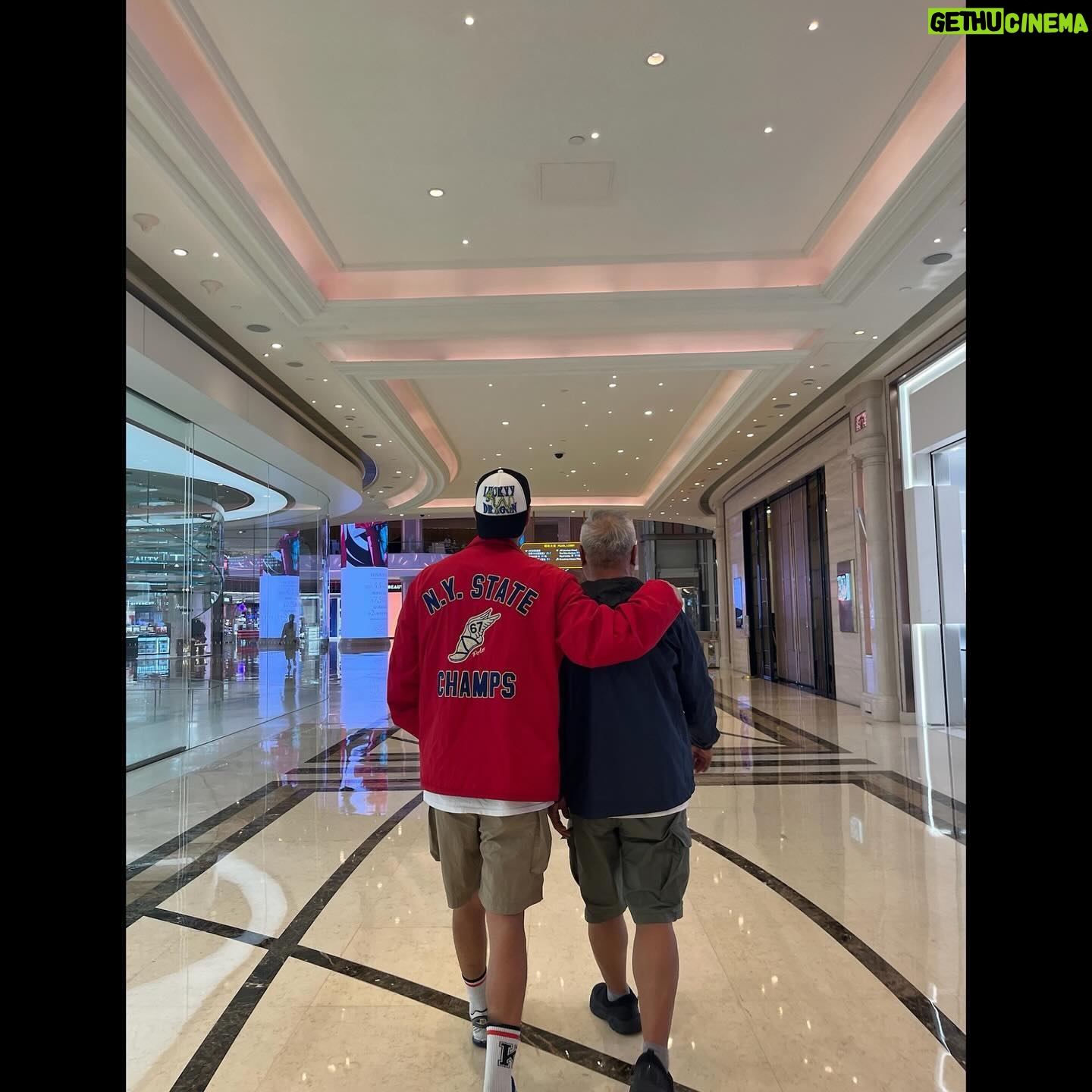 Kim Ji-seok - 25K Likes - Father And Mother l Love You🩵