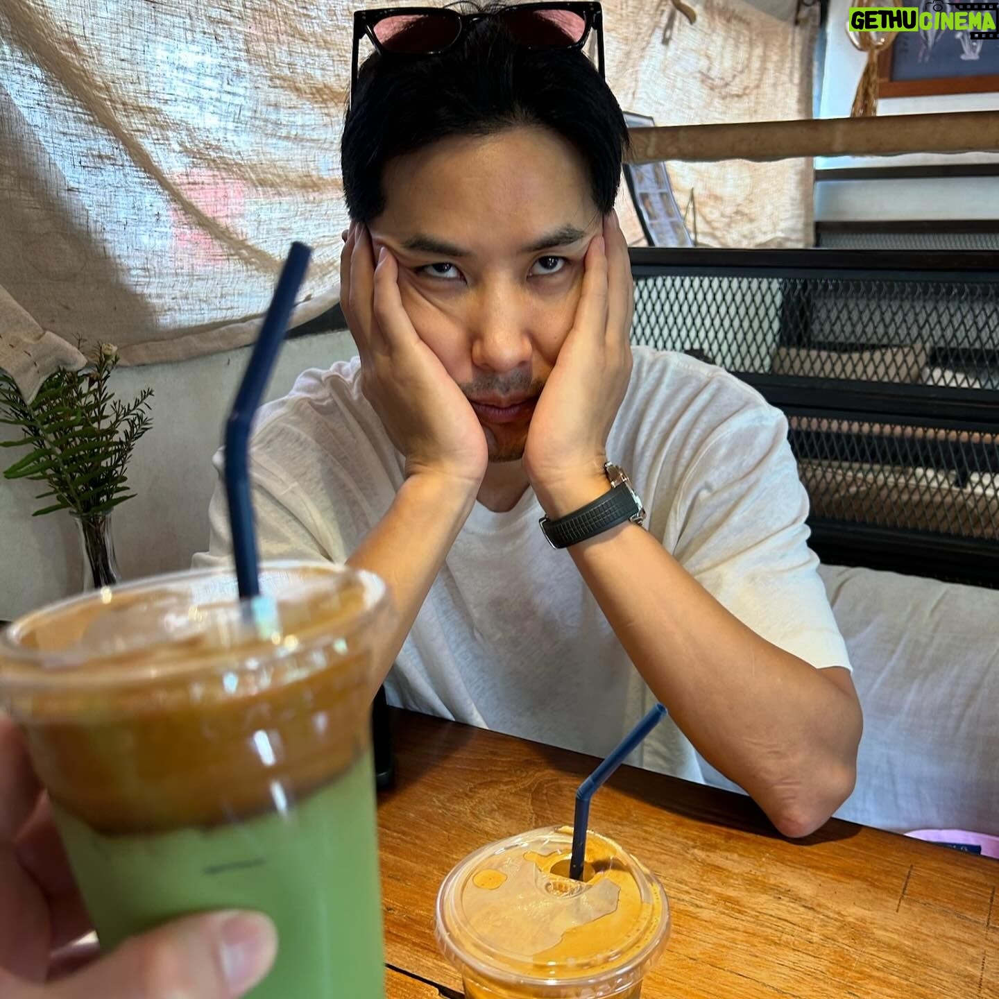 Kim Ji-seok - 19.2K Likes - Eat Pray Love 🖤