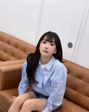 Kim Ji-sook Instagram - 퇴근!✨